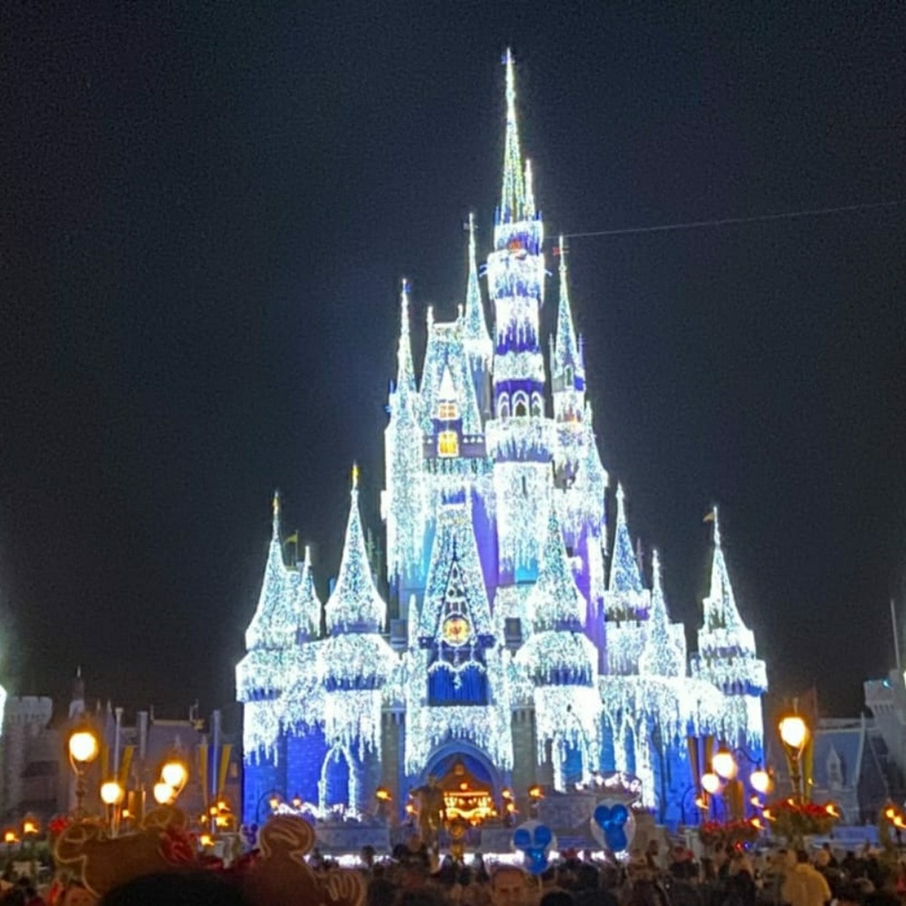 Meet your Posher, Isis